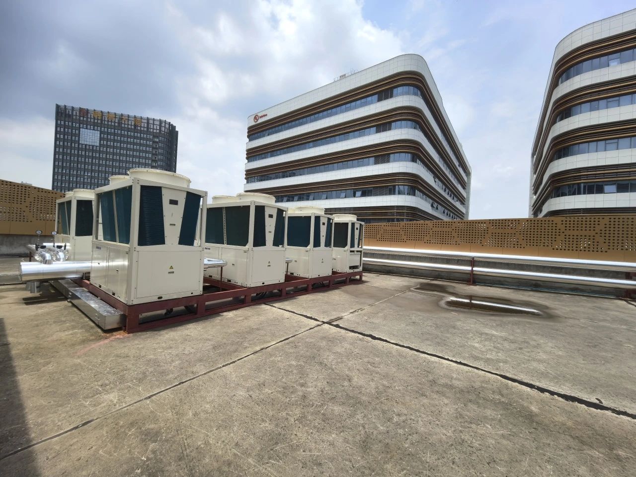 鑫磊暖通雙城打造節(jié)能標(biāo)桿，西安環(huán)宇維景與東莞智慧園區(qū)實現(xiàn)高效供能